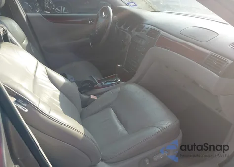 2004 Lexus Es 330 Base (A5) из США, поврежденный, VIN JTHBA30G740014292